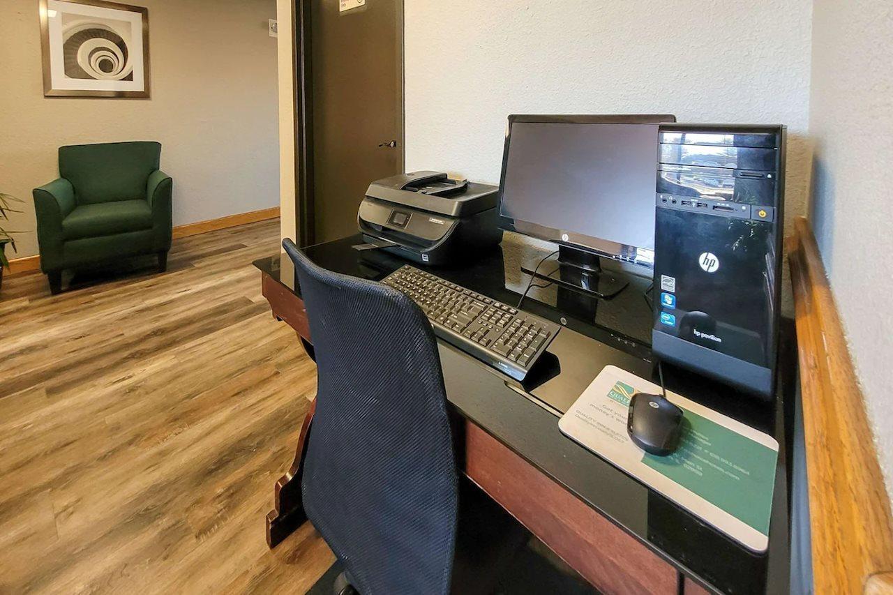 Quality Inn & Suites Marion Ngoại thất bức ảnh